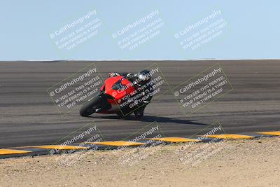 media/Feb-05-2023-SoCal Trackdays (Sun) [[b2340e6653]]/Bowl (10am)/